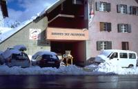 �I�[�X�g���A�����X�L�[�w�Z